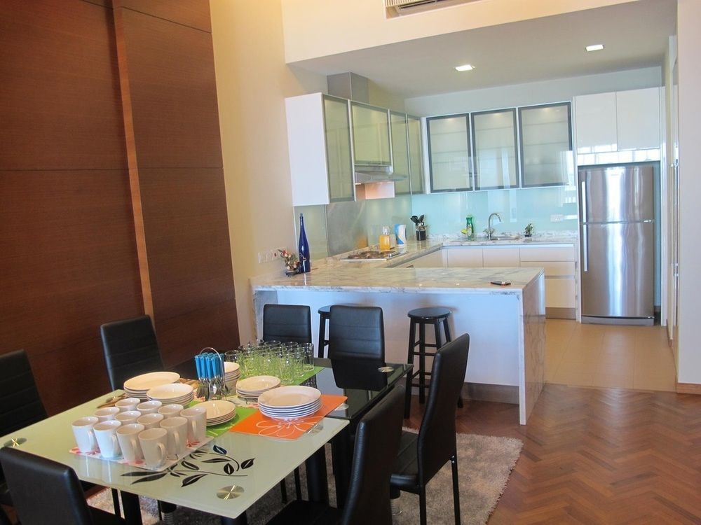 Luxury Suites @ Straits Quay Tanjung Bungah  Exterior photo