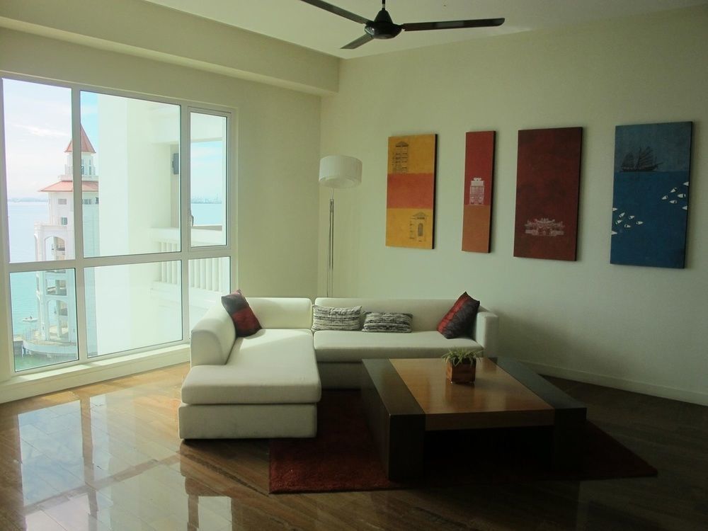 Luxury Suites @ Straits Quay Tanjung Bungah  Exterior photo