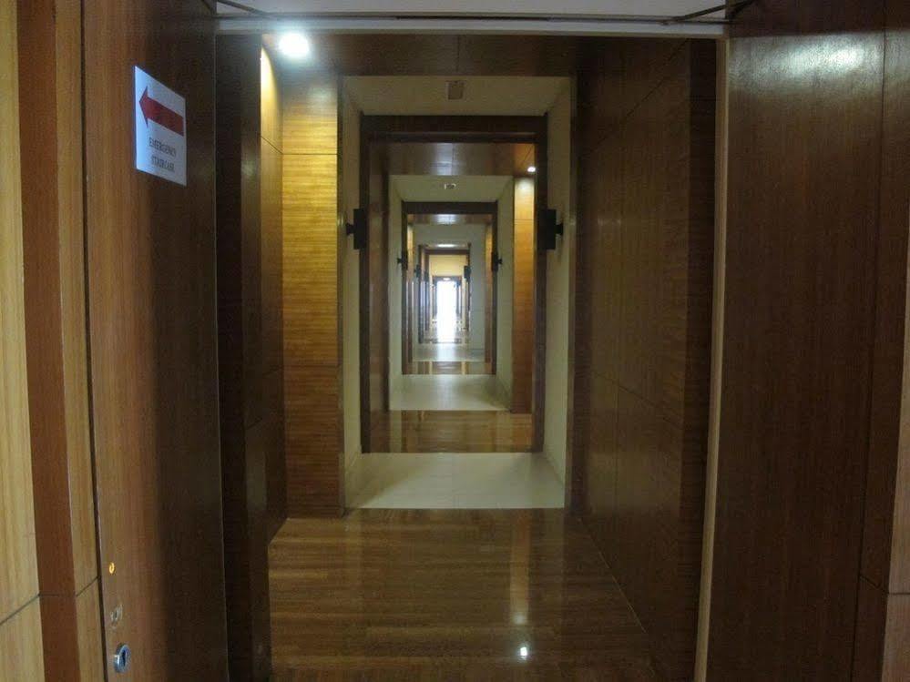 Luxury Suites @ Straits Quay Tanjung Bungah  Exterior photo